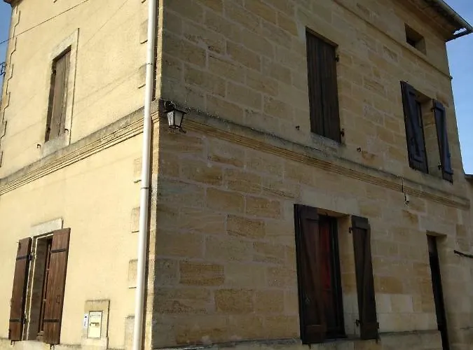 L'antre Vous Saint-Philippe-dʼAiguille